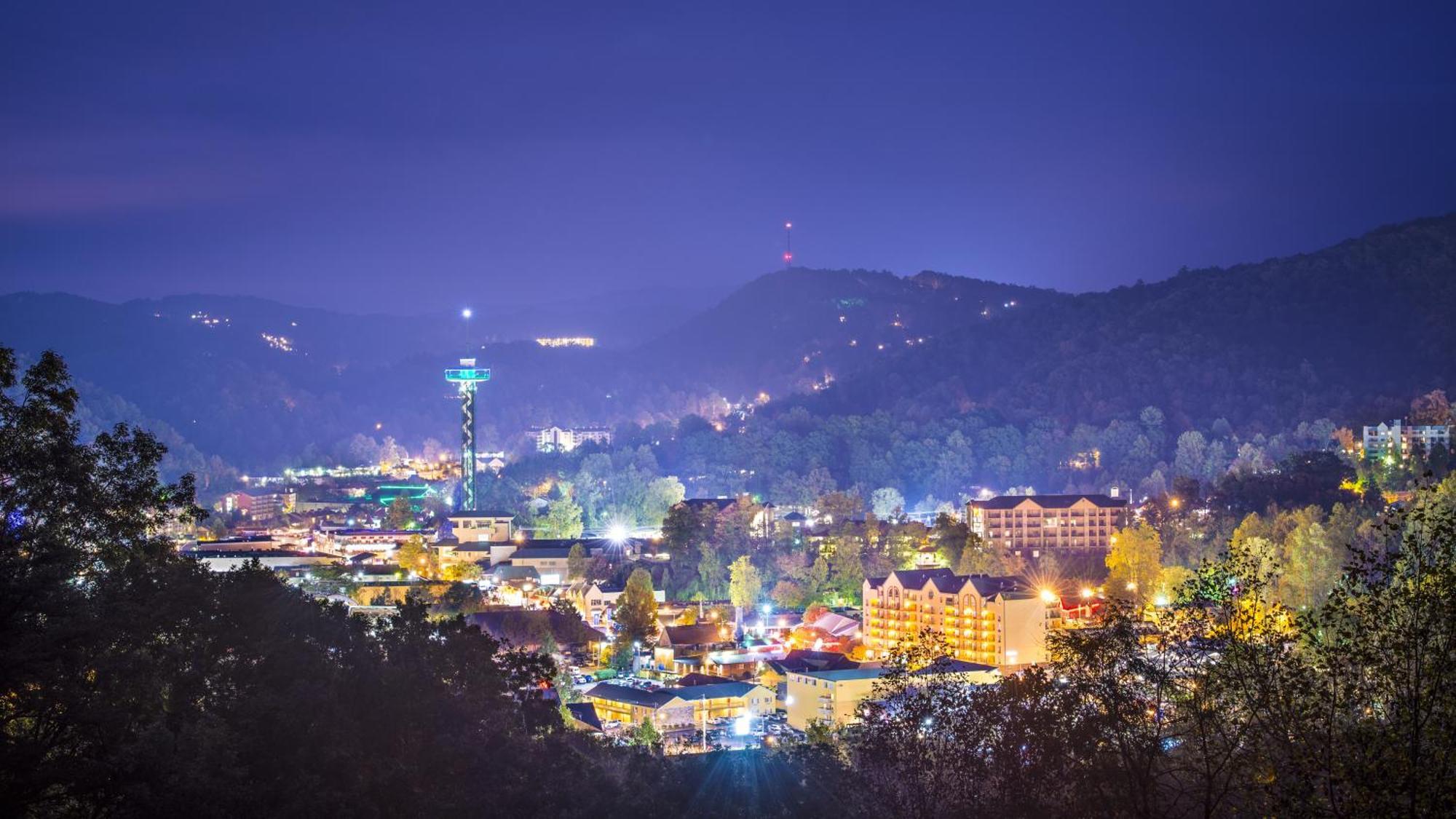 Bear Den, Hot Tub, 1089 Of Free Attraction Tickets For Each Paid Day, Dollywood And More! سيفيرفيل المظهر الخارجي الصورة